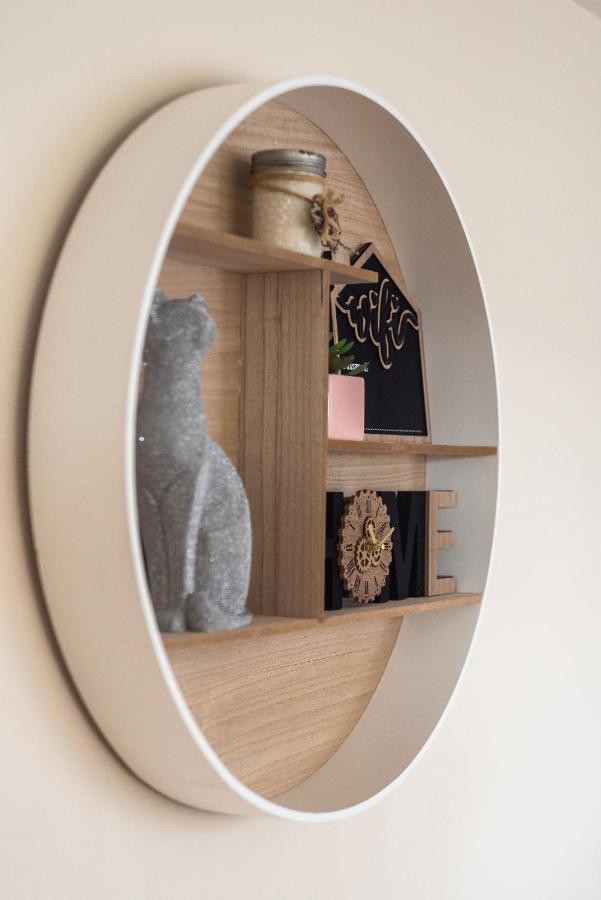 Elegant 2 Bedroom City Centre Apartment - Free Parking - Private Balcony EDI Kültér fotó